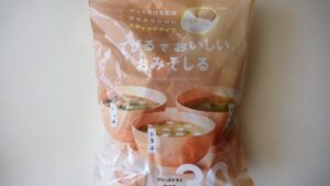 コストコ「てがるでおいしいおみそしる」手軽に作れるのは魅力♪ただリピートしない商品かな。