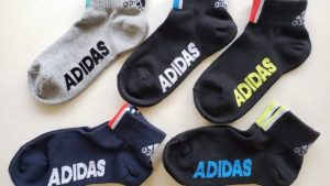 コストコ「adidas（アディダス）キッズソックス」1足199円のお得靴下♪洗濯後の生地感は？！